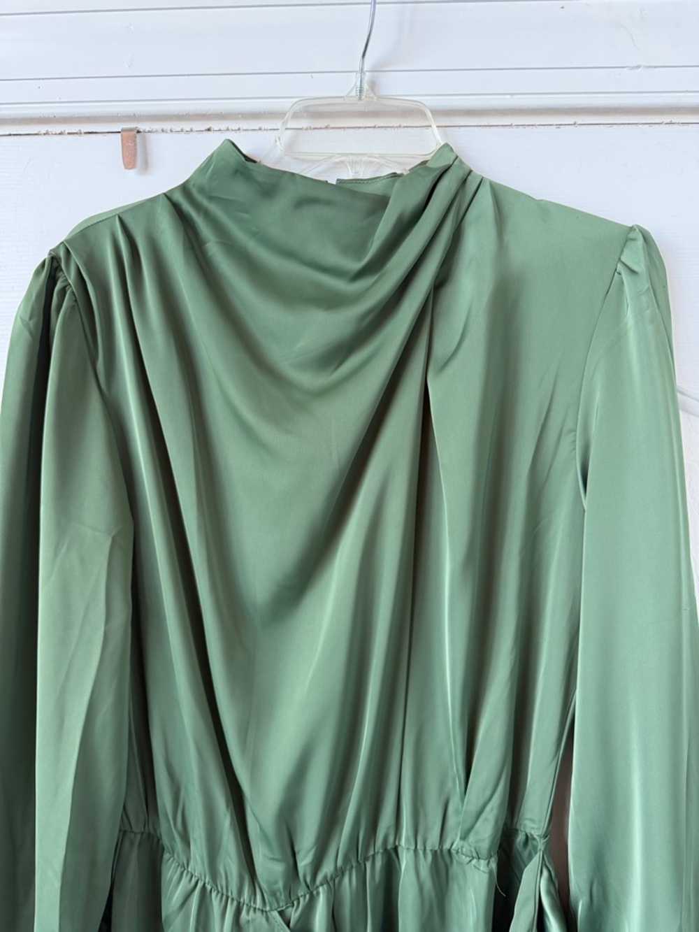 BTFBM Green Faux Wrap Satin Mock Neck Sleeve Dress Size Med NWT - Picture 2 of 11